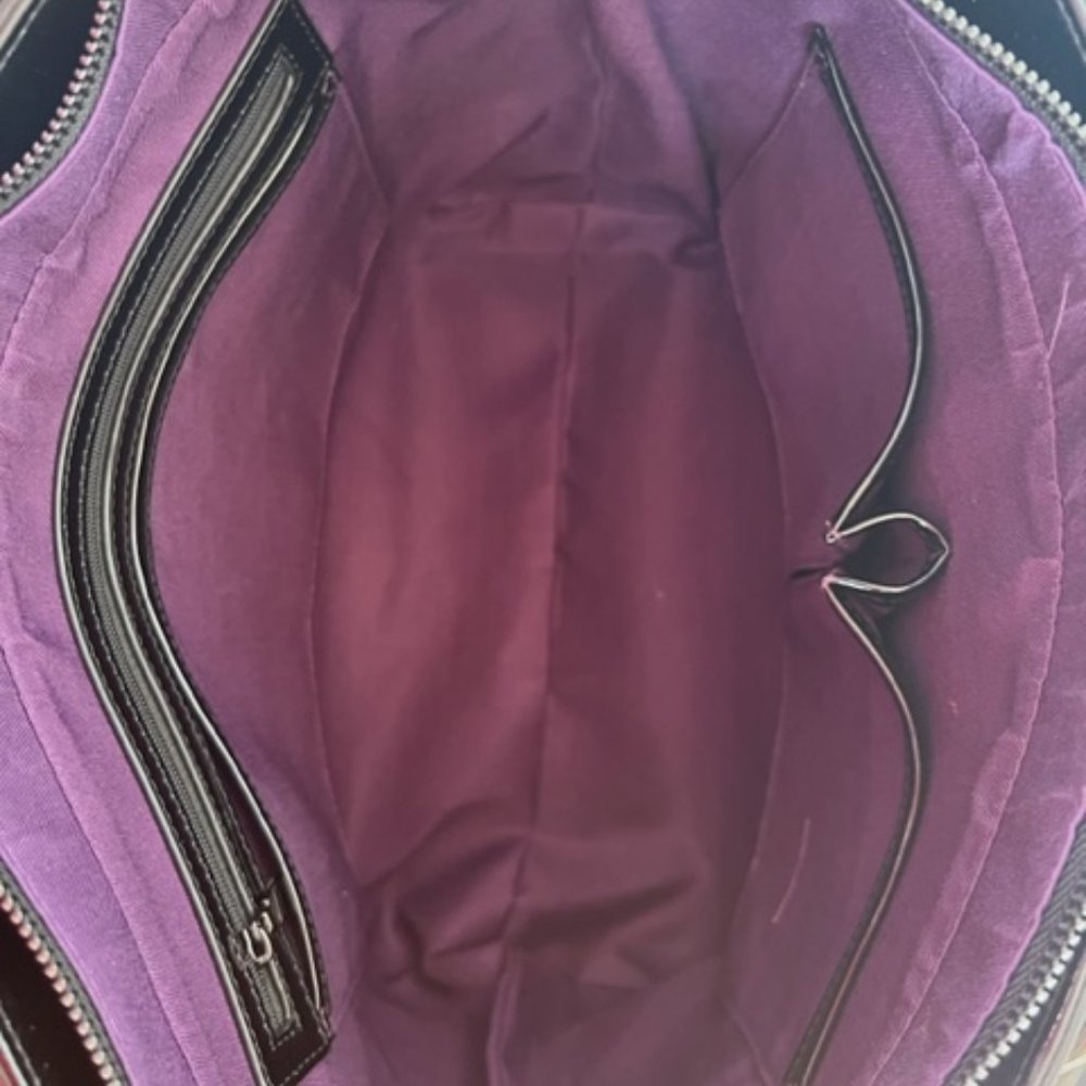 tote - Picture 3 of 3